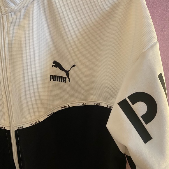 Puma windbreaker jacket - Picture 2 of 3